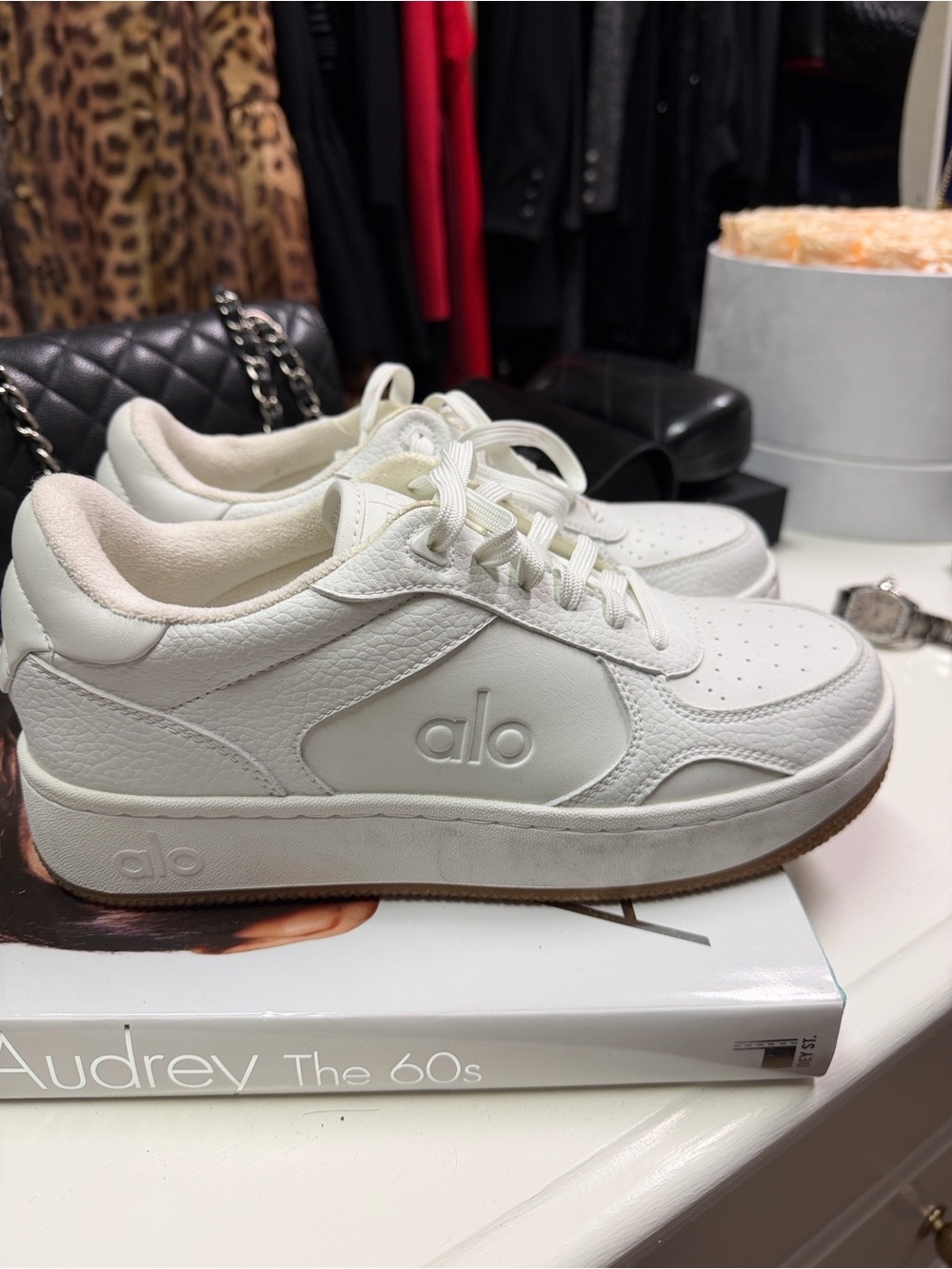 ALO Yoga Women's White Low-Top Leather Sneakers